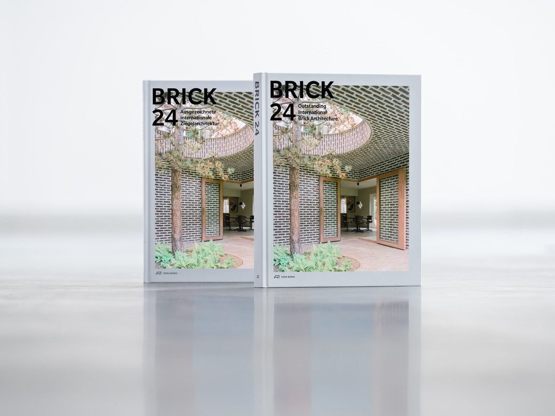 Brick Book Coverpicture_24 Edition only