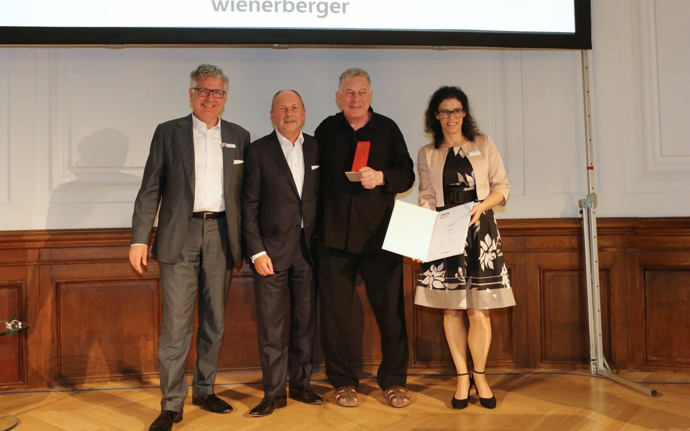 Brick Award Ceremony 2018, Grand Prize Winner Living together on stage, Project Westkaai Towers 5&6; Tony Fretton,; Photo: Eric Deron