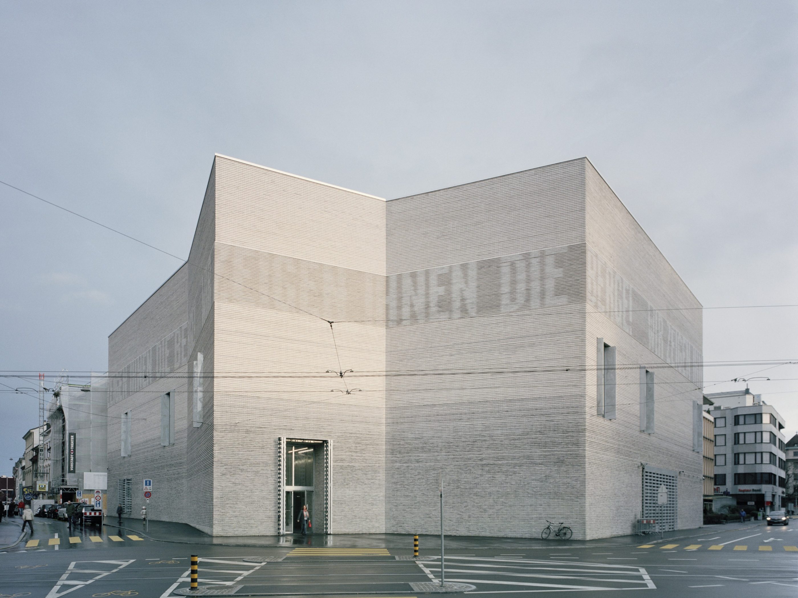 Kunstmuseum Basel Extension, museum with clay blocks; Brick Award 2018 Grand Prize Winner; Christ & Gantenbein; Photo: Rory Gardiner