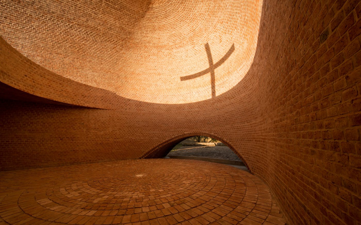 San Bernardo Chapel with clay blocks; Brick Award 2018 Special Prize Winner Category "Sharing Public Spaces"; Nicolás Campodonico Estudio; Photo: Nicolás Esteban Campodonico