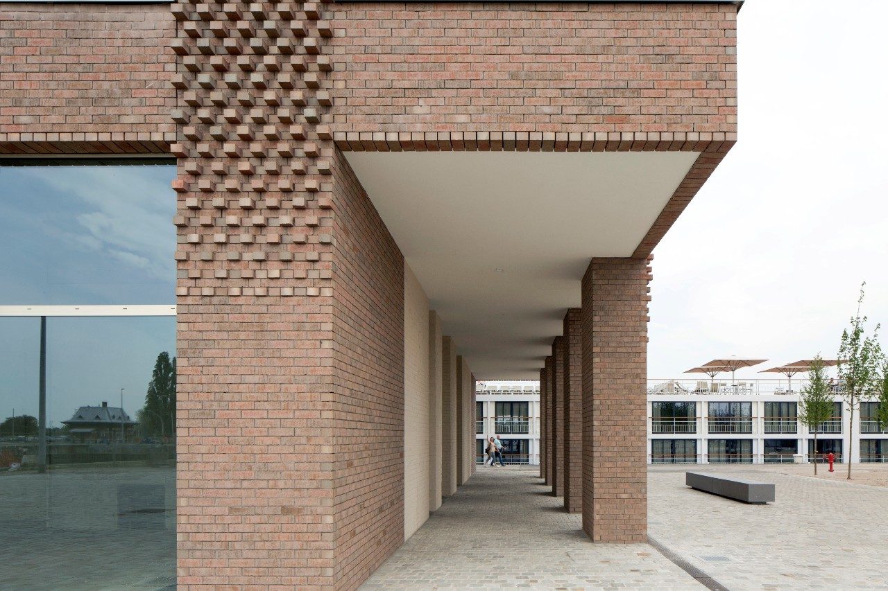 Apartment building "Westkaai Towers 5 & 6" in Antwerp/Belgium