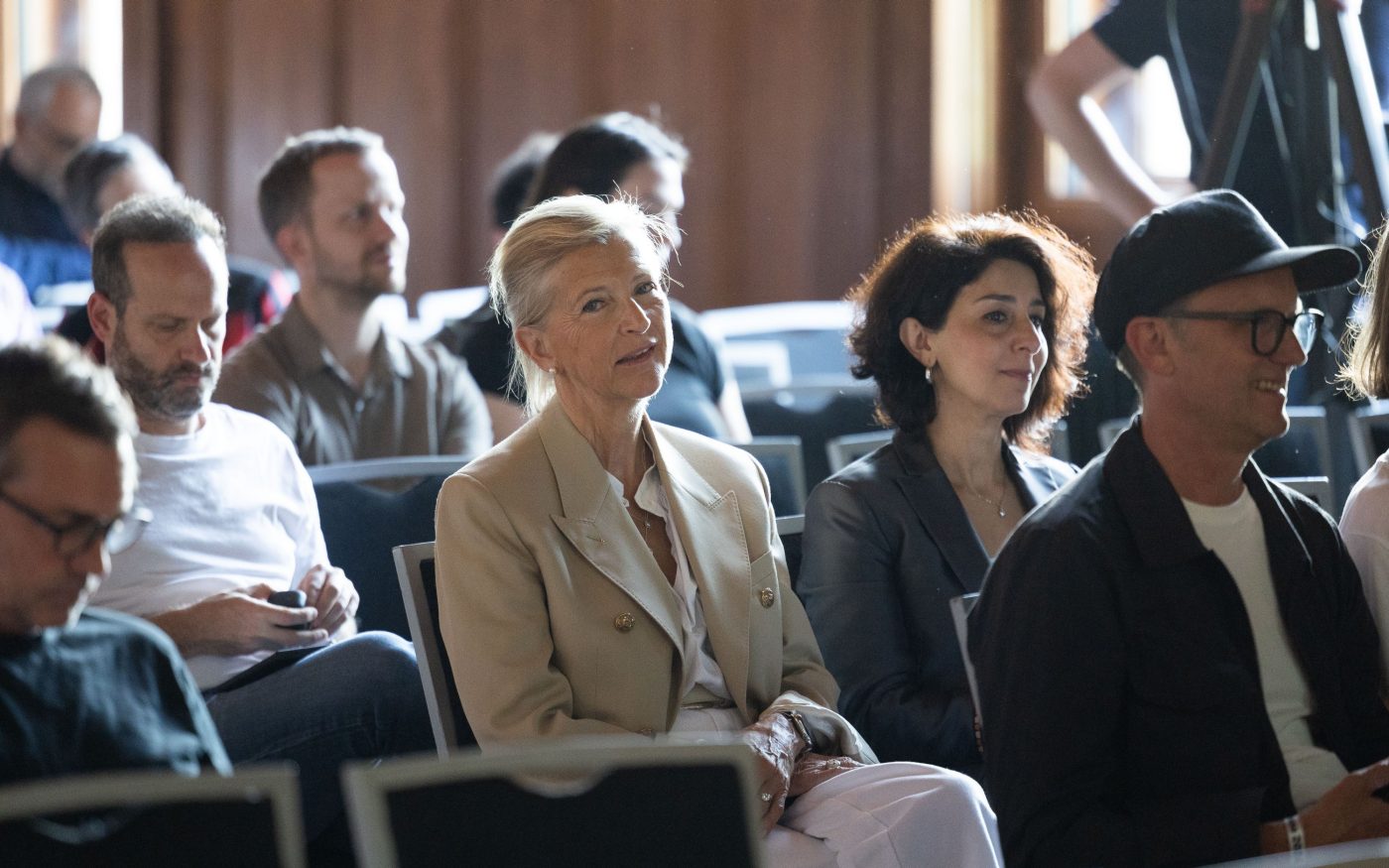 audience; Christine Conix