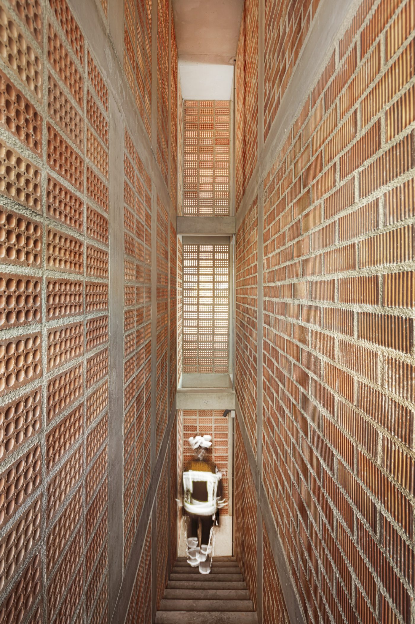 Brick Award 26 Nominee Firemen tower in Vall d'Hebron - Carles Enrich Studio